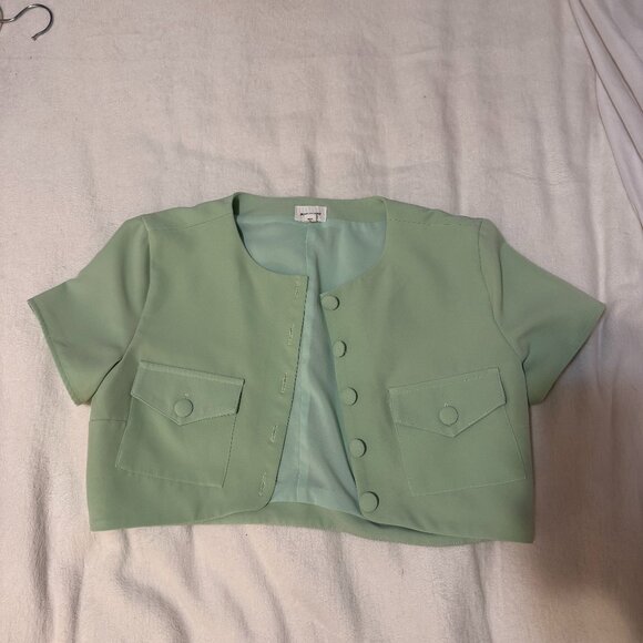 Song of Style Cropped Button-Up Top - Green Tea - Picture 3 of 4